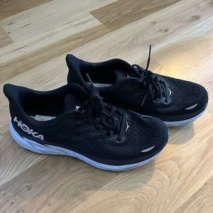 HOKA ONE ONE Running Shoe